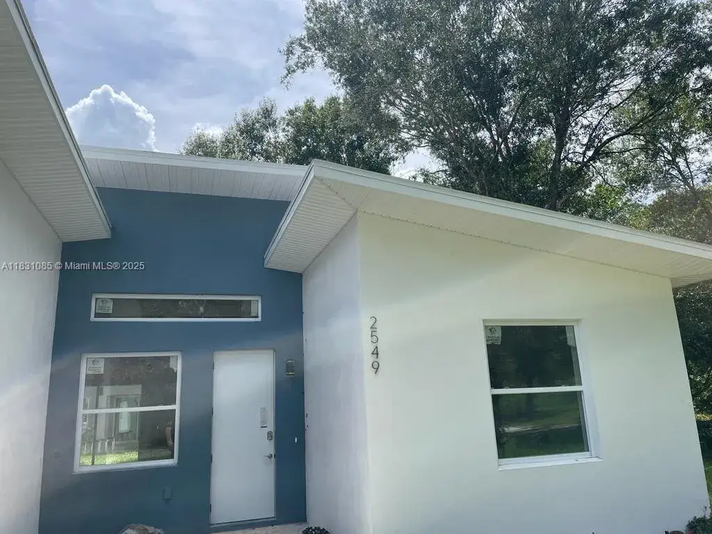 3 bedroom 2 bath Residential Lease for rent at 2549 N ODESSA RD # 2549, Avon Park FL 33825