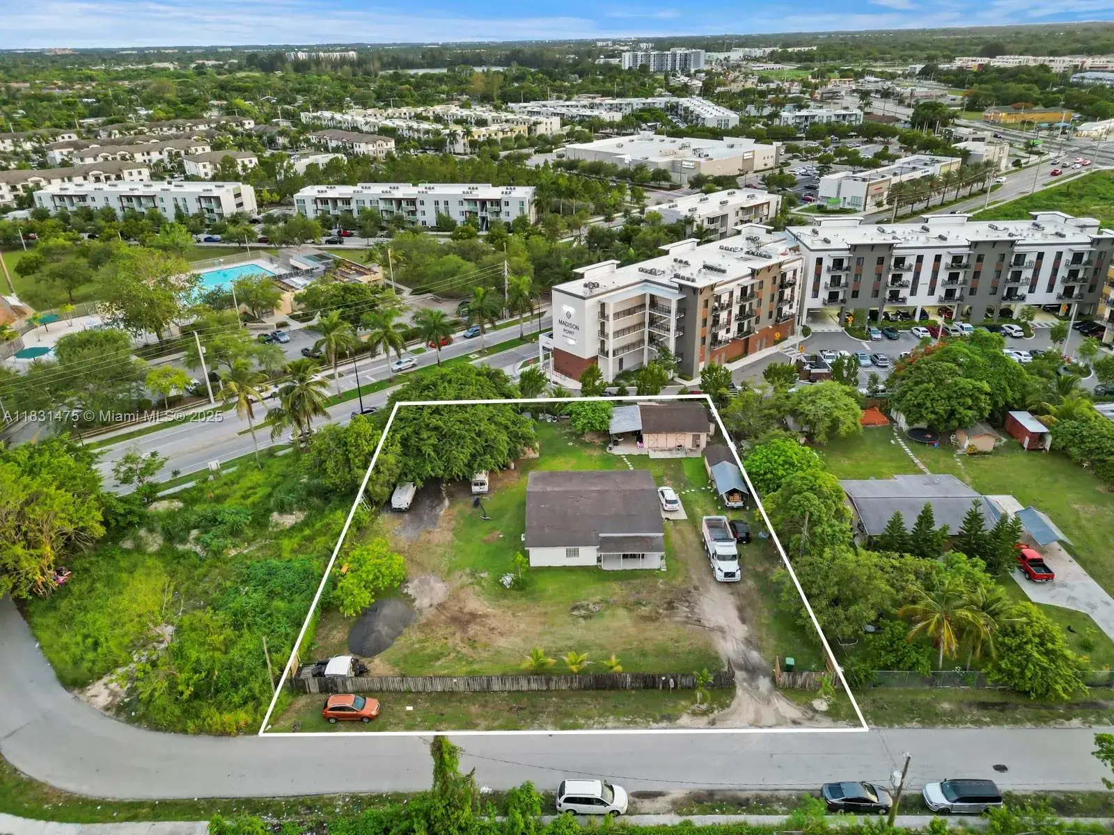 Commercial Land for sale at 14210 Henderson St, Homestead FL 33032
