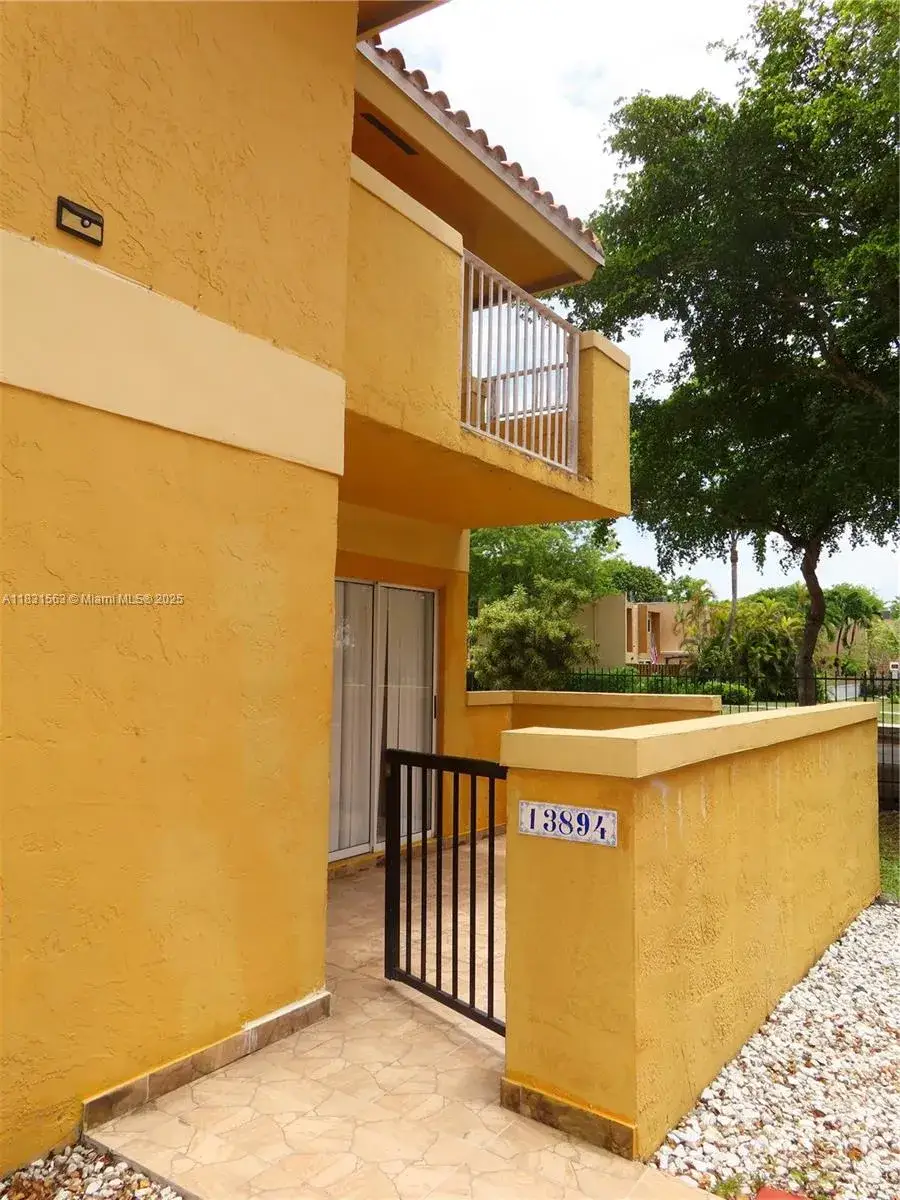2 bedroom 1 bath Residential Lease for rent at 13894 SW 65th Ter # 12, Miami FL 33183