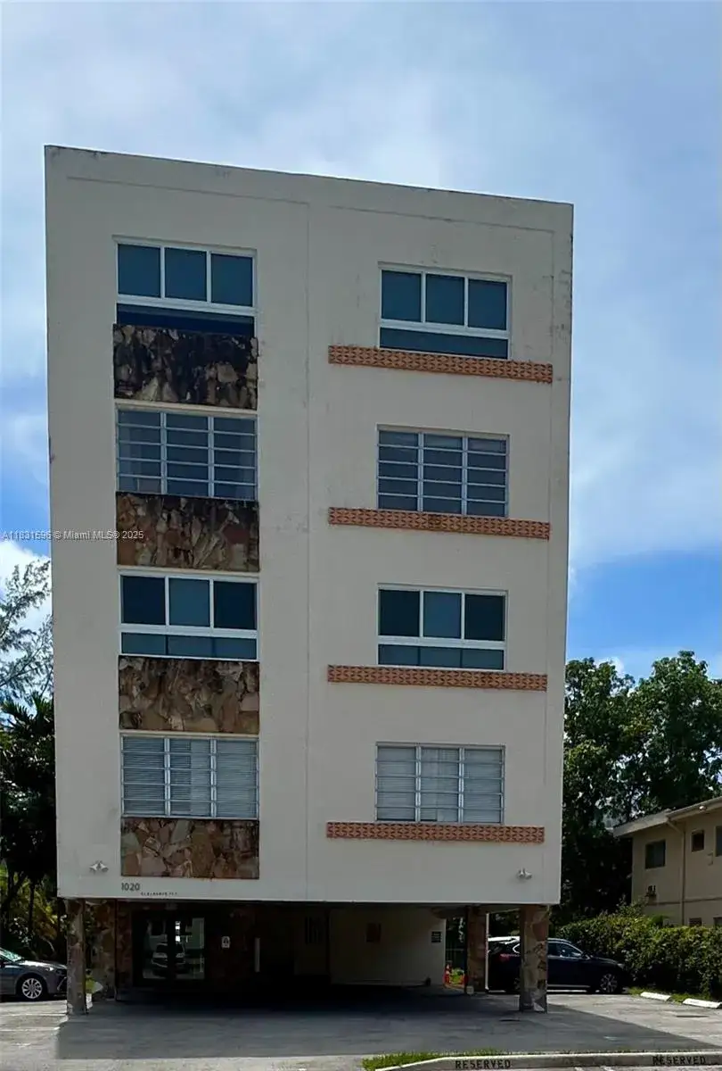 1 bedroom 1 bath Residential for sale at 1020 94th St # 202, Bay Harbor Islands FL 33154