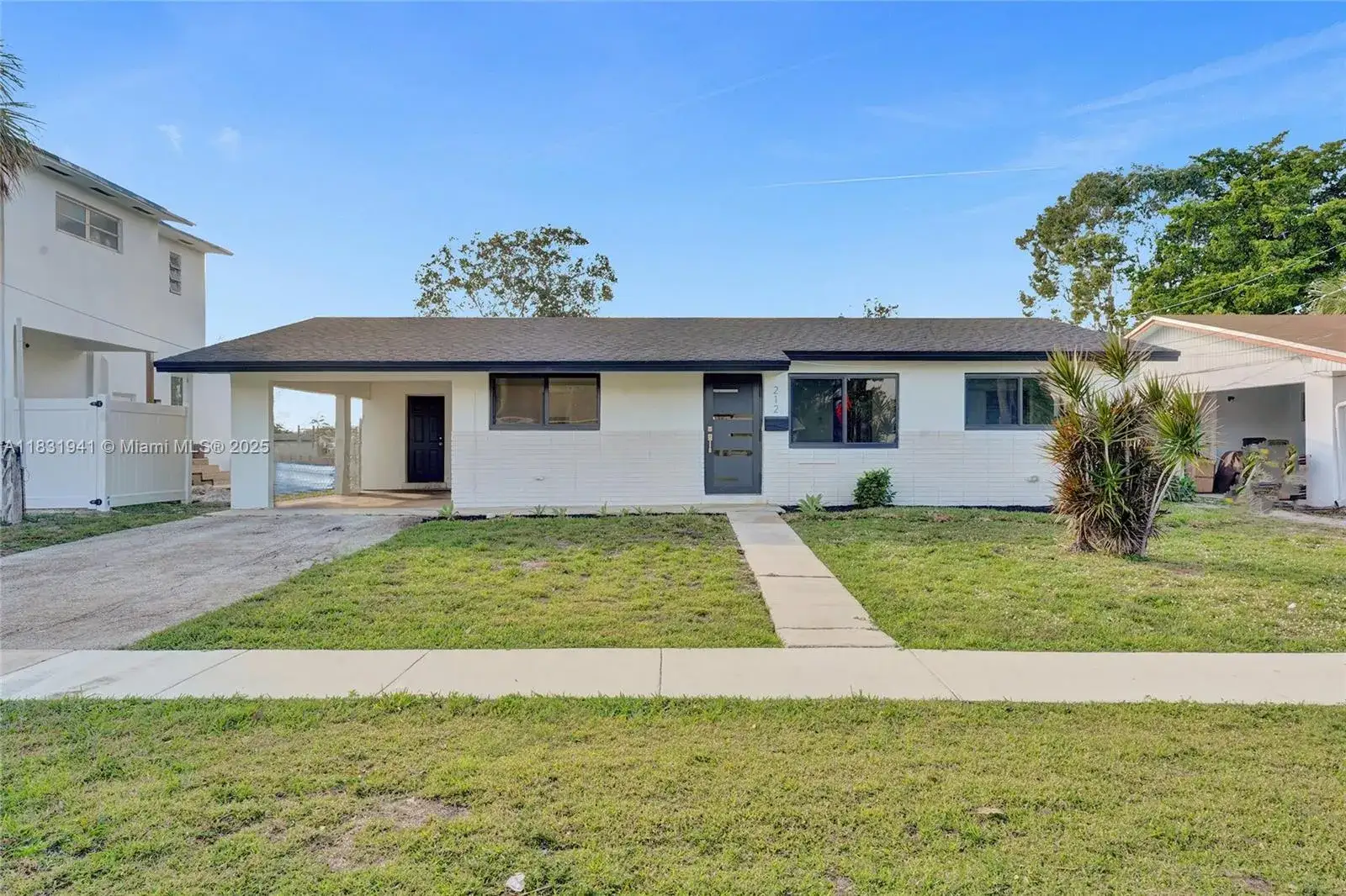 3 bedroom 2 bath Residential for sale at 212 SW 11th Ave, Dania Beach FL 33004