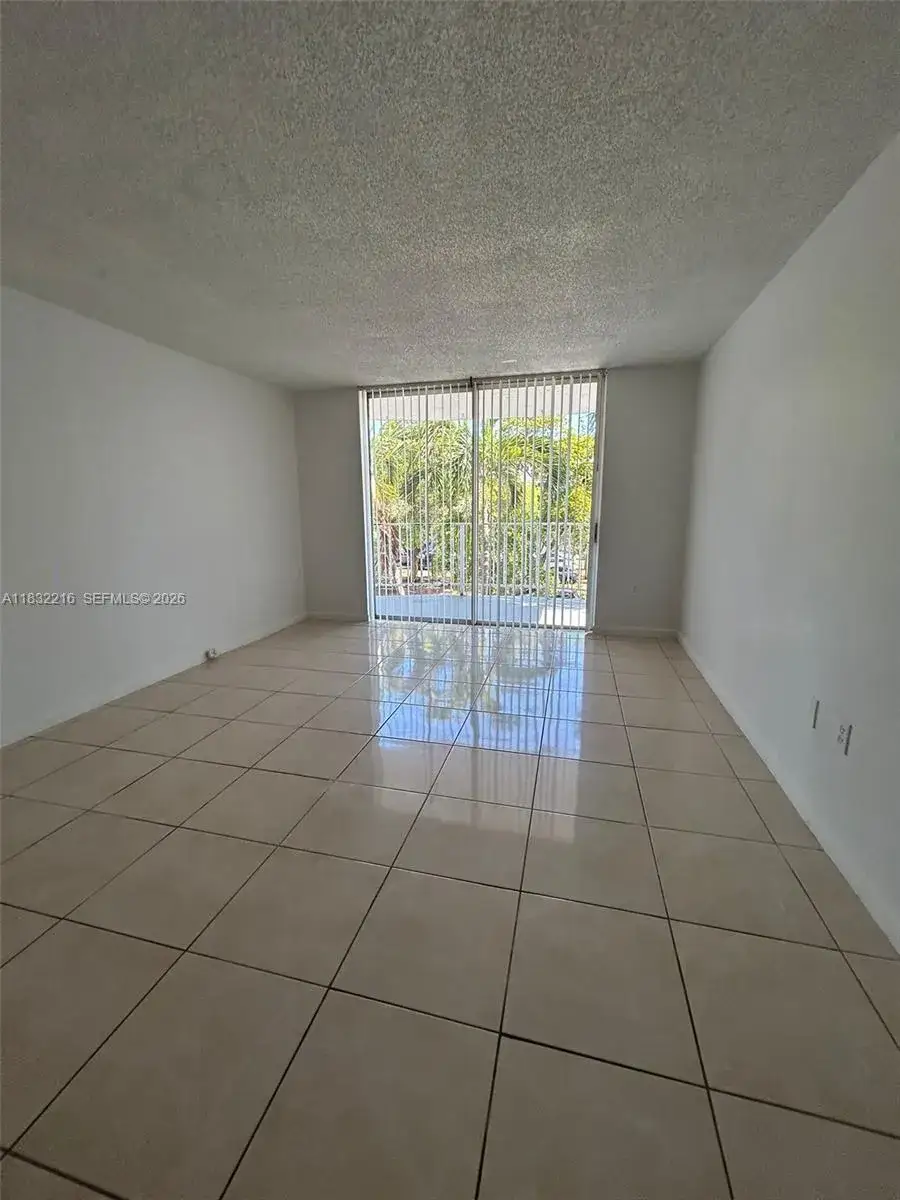 1 bedroom 1 bath Residential for sale at 496 NW 165th St Rd # 310, Miami FL 33169