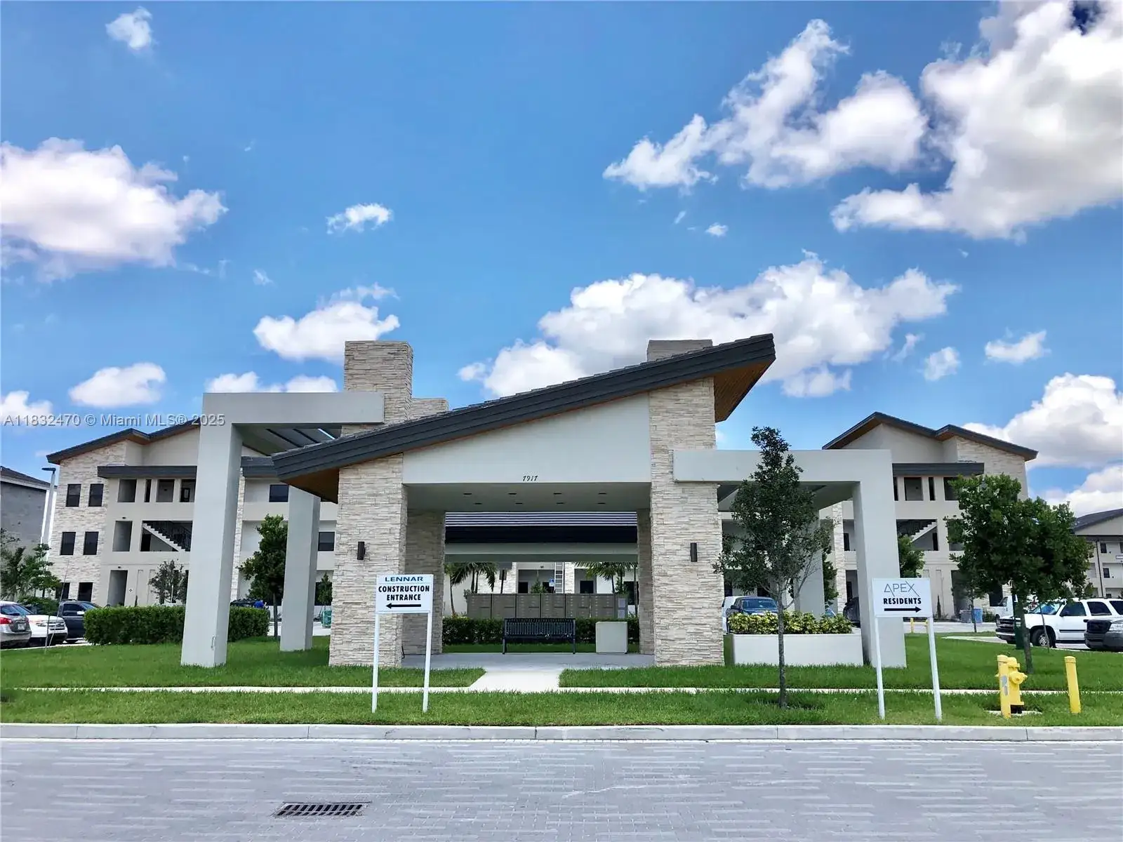 3 bedroom 2 bath Residential for sale at 8031 NW 104th Ave # 21, Doral FL 33178