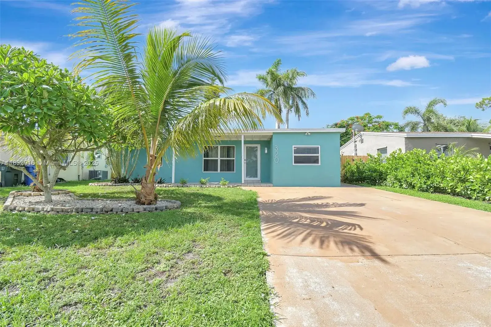 4 bedroom 2 bath Residential Lease for rent at 320 NW 51st Ct, Oakland Park FL 33309