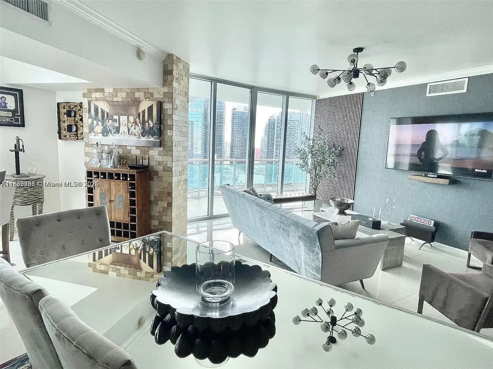 3 bedroom 2 bath Residential for sale at 350 S Miami Ave # 3602, Miami FL 33130