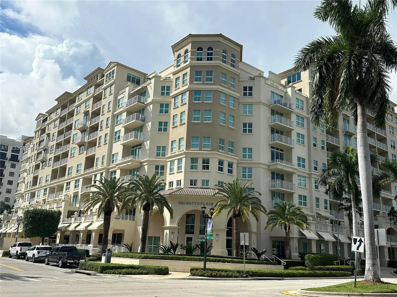 1 bedroom 1 bath Residential Lease for rent at 99 SE Mizner Blvd # 313, Boca Raton FL 33432