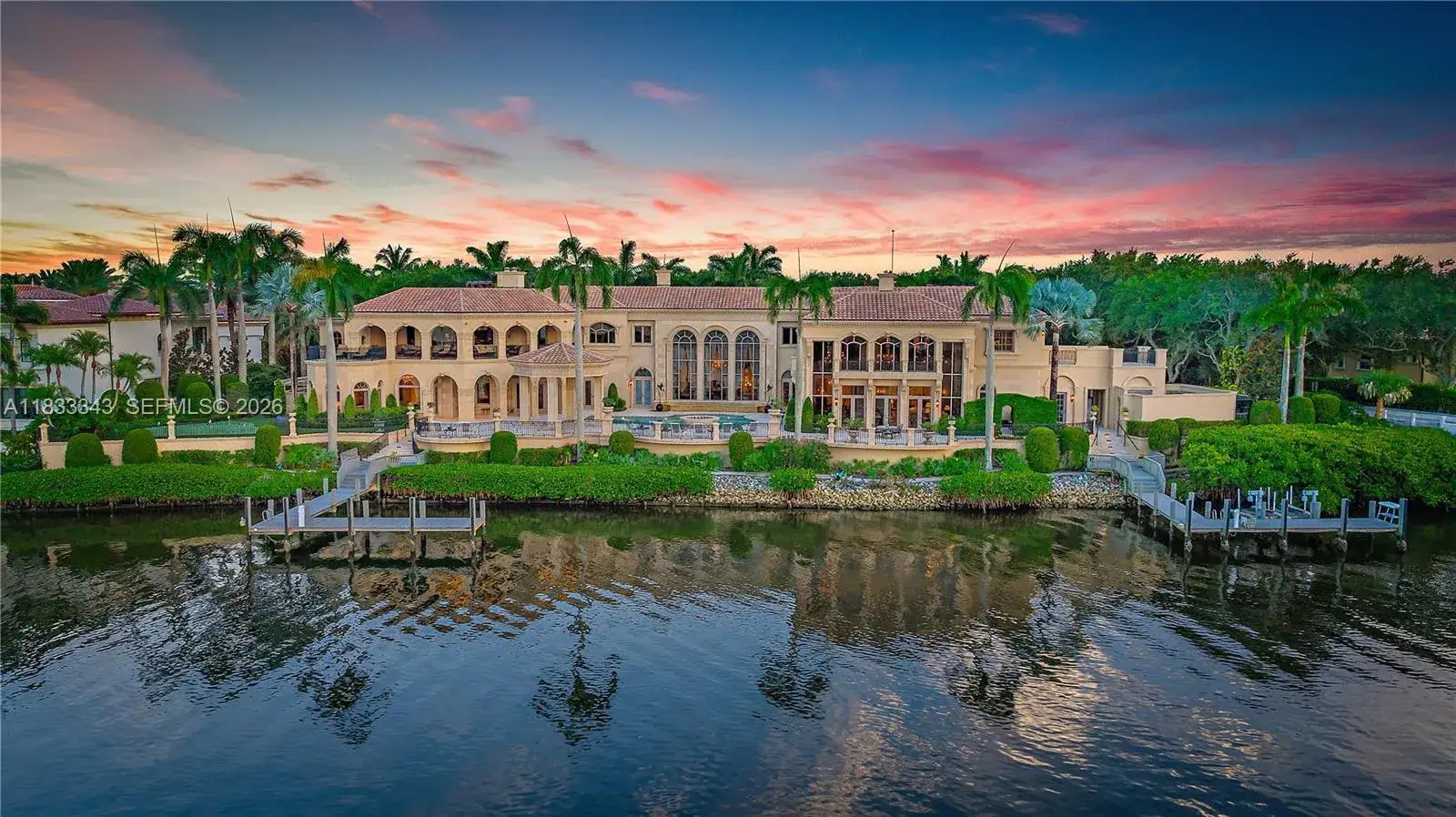 9 bedroom 13 bath Residential for sale at 209 Commodore Dr, Jupiter FL 33477