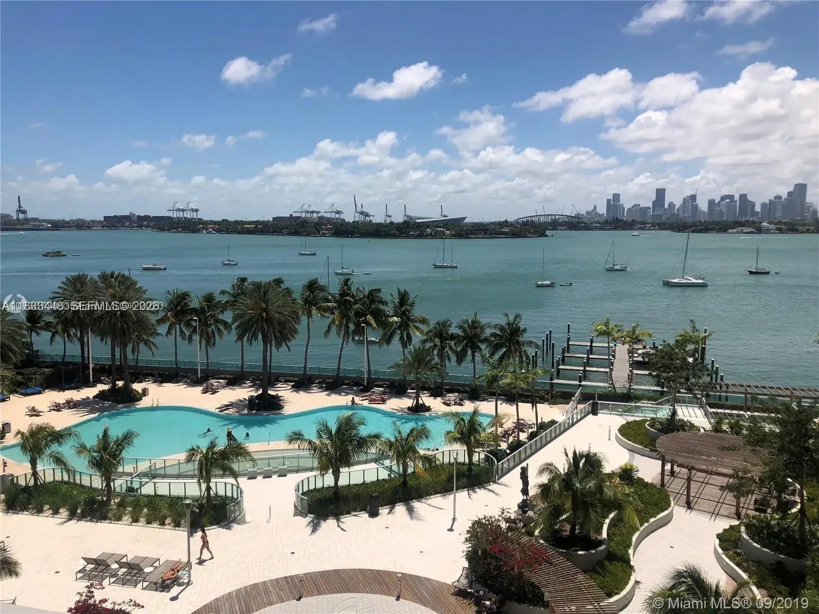2 bedroom 2 bath Residential Lease for rent at 1500 Bay Rd # 724S, Miami Beach FL 33139