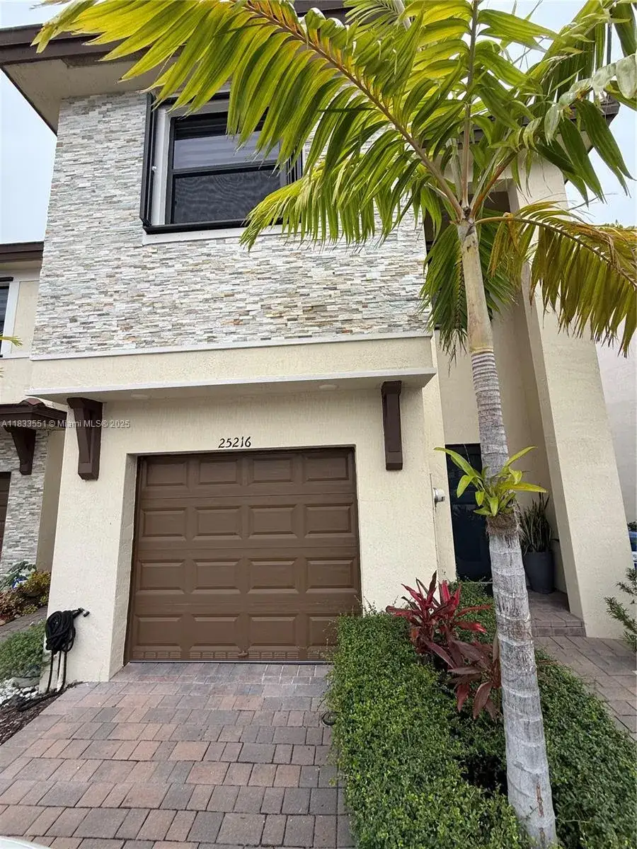 3 bedroom 2 bath Residential Lease for rent at 25216 SW 108th Ct, Homestead FL 33032