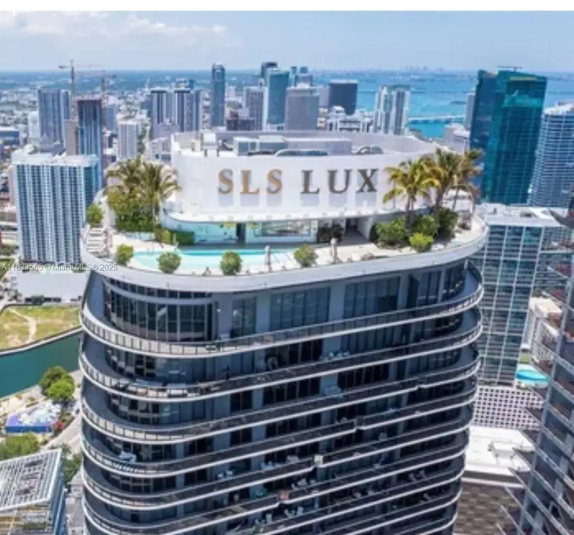 3 bedroom 3 bath Residential for sale at 801 S Miami Ave # 4204, Miami FL 33130