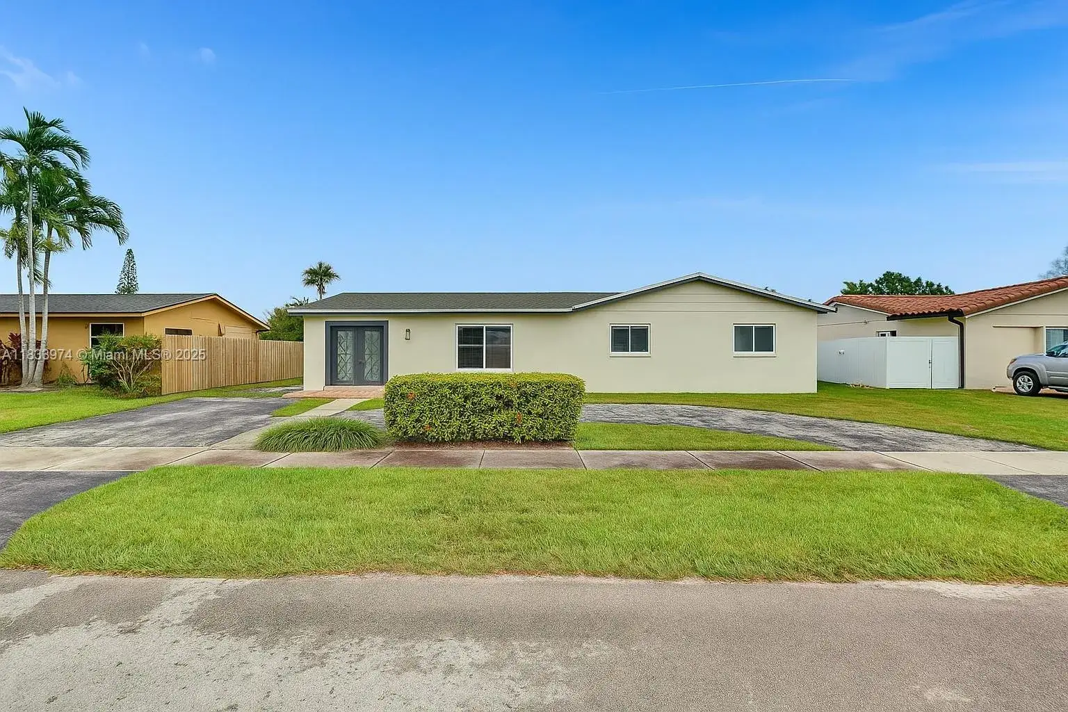 3 bedroom 2 bath Residential for sale at 12763 SW 45th Ter, Miami FL 33175