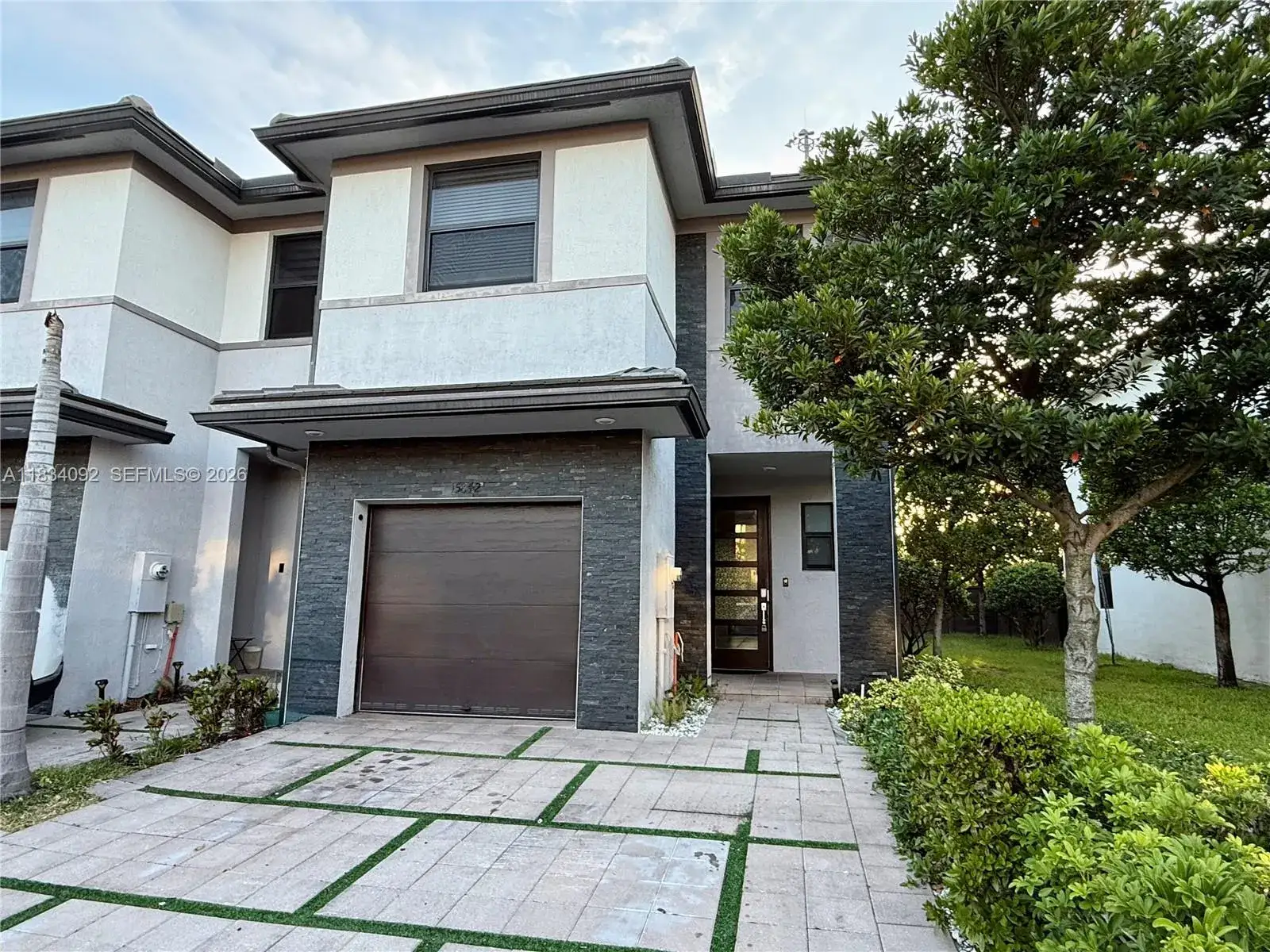 3 bedroom 2 bath Residential Lease for rent at 15842 NW 91 Ct # 15842, Miami Lakes FL 33018
