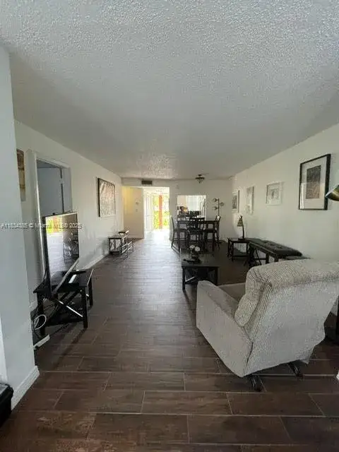 2 bedroom 2 bath Residential for sale at 3001 E Sunrise Lakes Dr # 110, Sunrise FL 33322