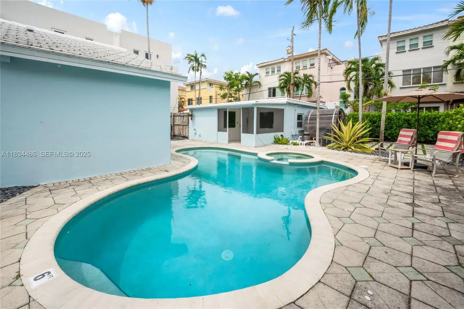 5 bedroom 4 bath Residential for sale at 614 NE 10th Ave, Fort Lauderdale FL 33304