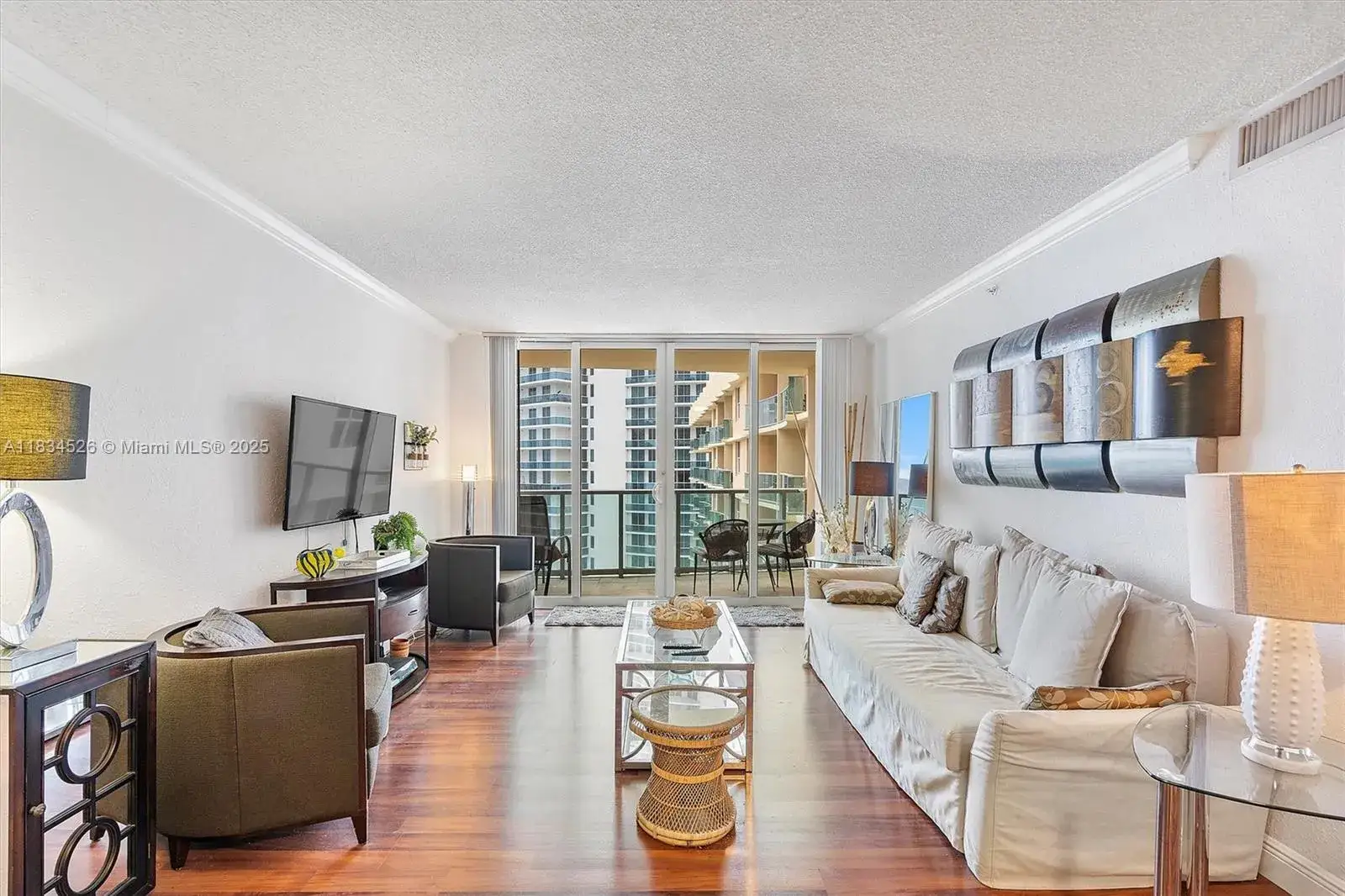 1 bedroom 1 bath Residential Lease for rent at 2501 S Ocean Dr # 1618, Hollywood FL 33019