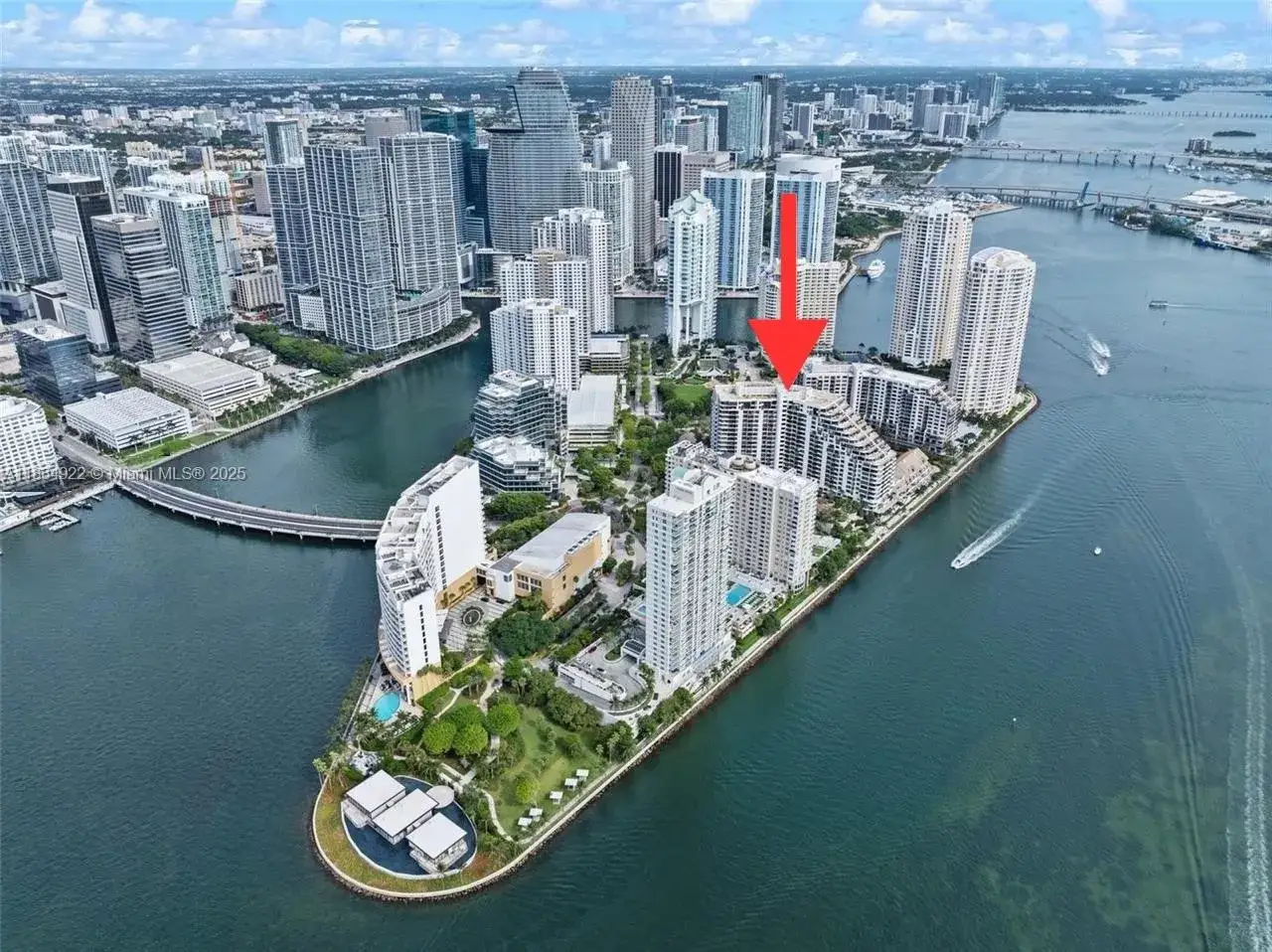 1 bedroom 1 bath Residential for sale at 520 Brickell Key Dr # A1912, Miami FL 33131