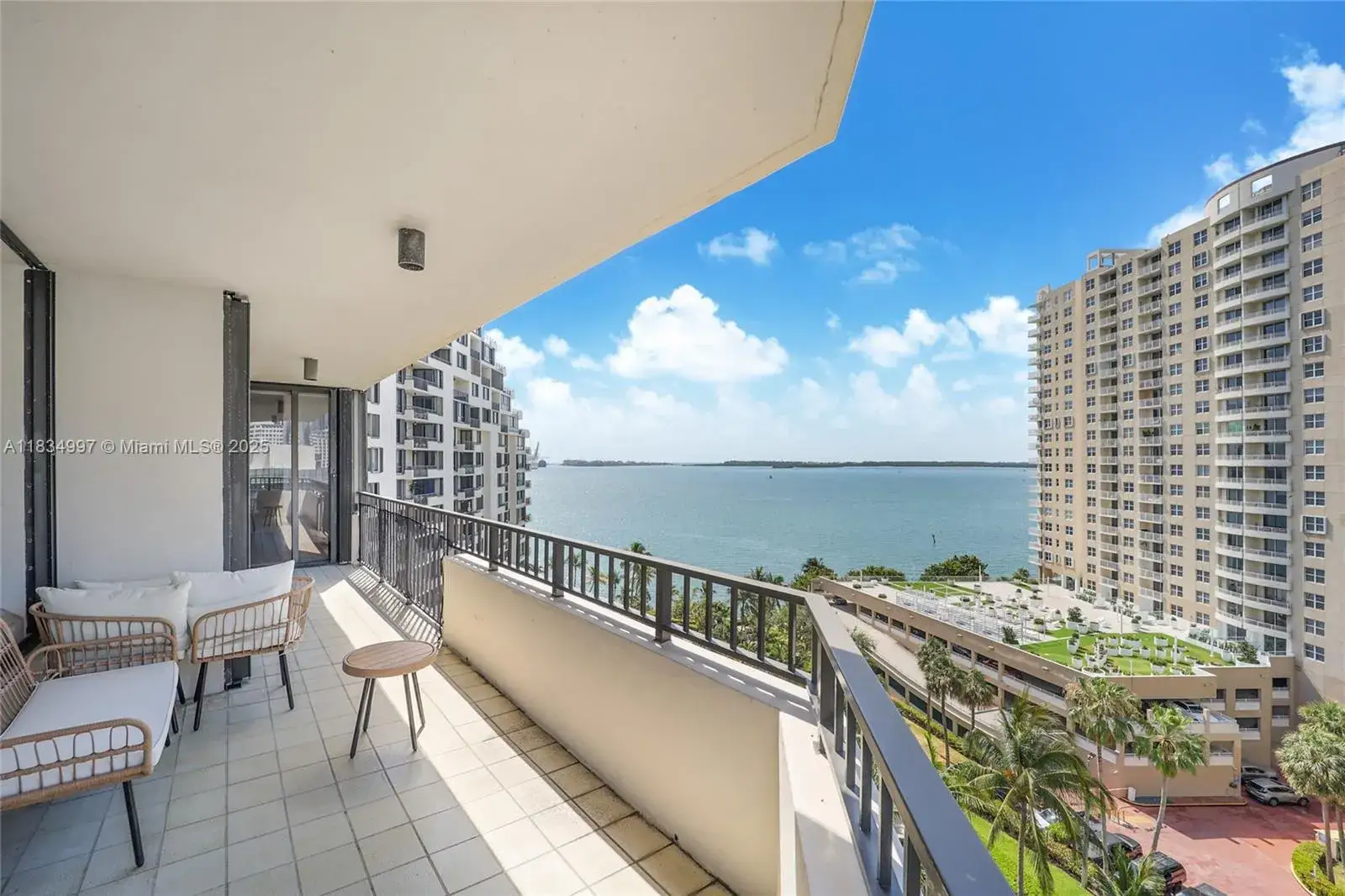 2 bedroom 2 bath Residential for sale at 520 Brickell Key Dr # A1115, Miami FL 33131