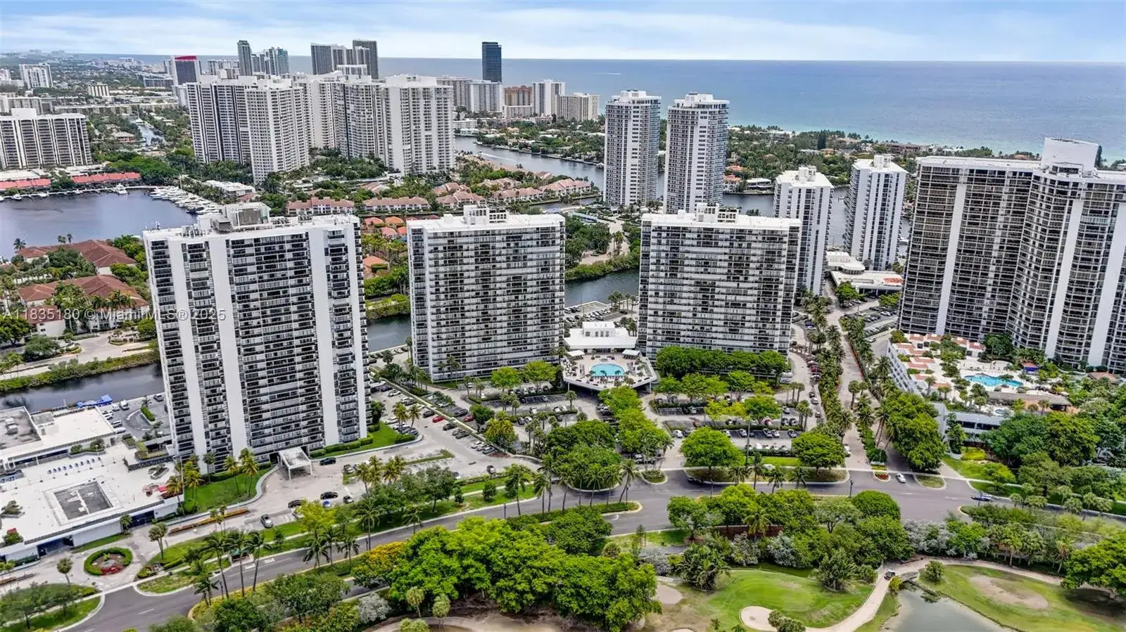 2 bedroom 2 bath Residential for sale at 3701 N Country Club Dr # 606, Aventura FL 33180