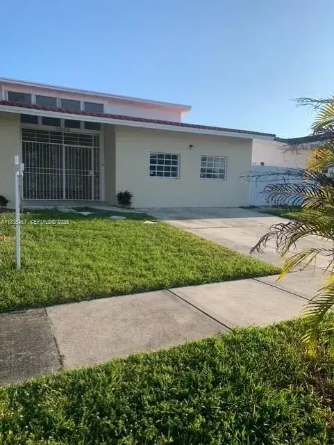 4 bedroom 3 bath Residential for sale at 9000 SW 202nd Ter, Cutler Bay FL 33189