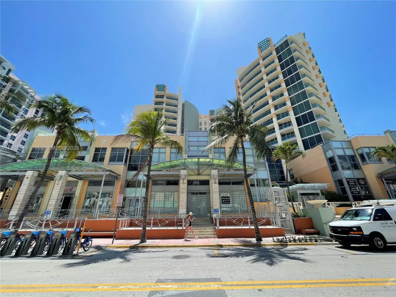 Commercial Sale for sale at 1451 Ocean Dr # 102, Miami Beach FL 33139