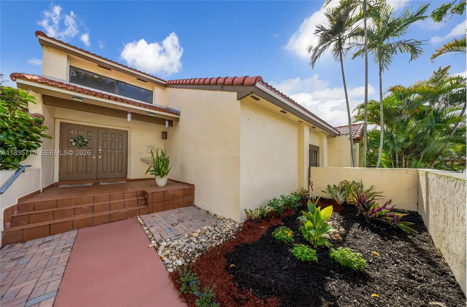 2 bedroom 2 bath Residential for sale at 6637 NW 181st Ln, Hialeah FL 33015