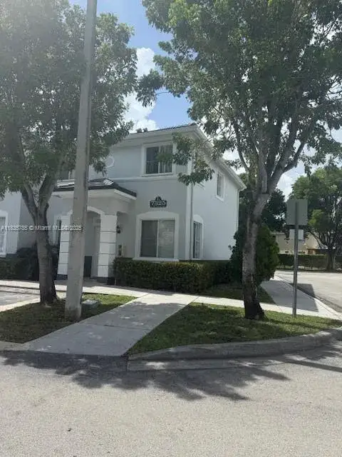 3 bedroom 2 bath Residential for sale at 7325   nw 174 te # 104, Miami Lakes FL 33015