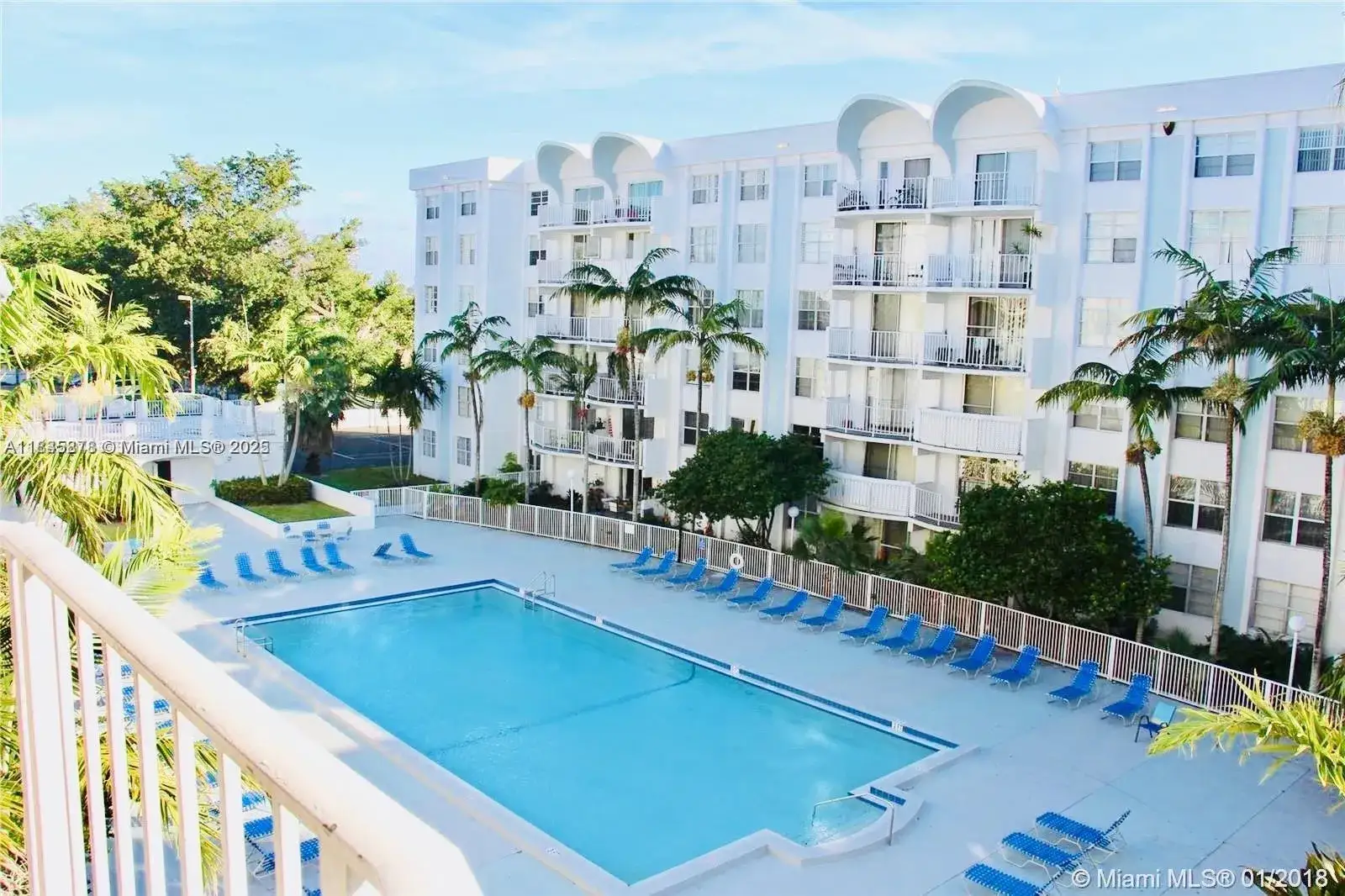 1 bedroom 1 bath Residential Lease for rent at 486 NW 165th Street Rd # 404, Miami FL 33169