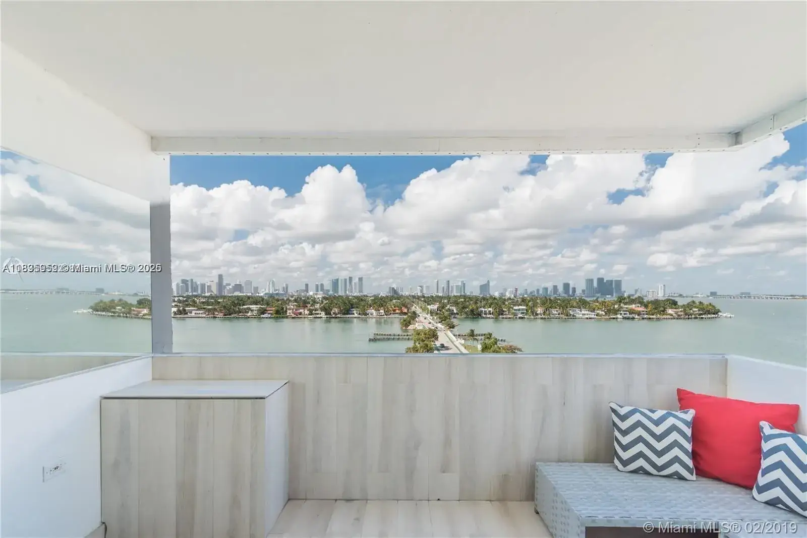 2 bedroom 2 bath Residential Lease for rent at 3 Island Ave # 09D, Miami Beach FL 33139
