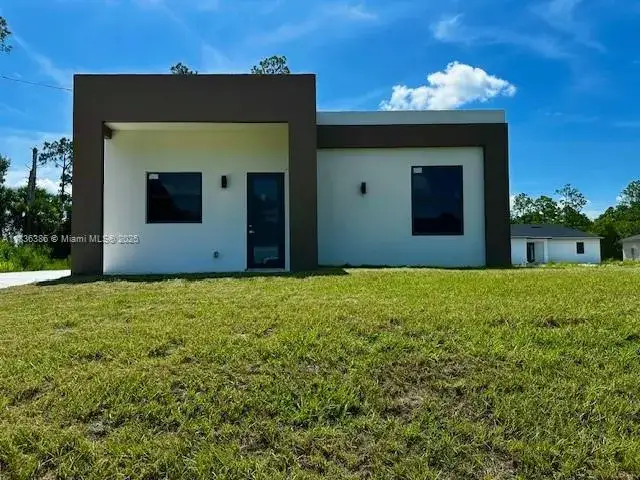 2 bedroom 2 bath Residential for sale at 323 Mangonia Ave, Other City - In The State Of Florida FL 33974