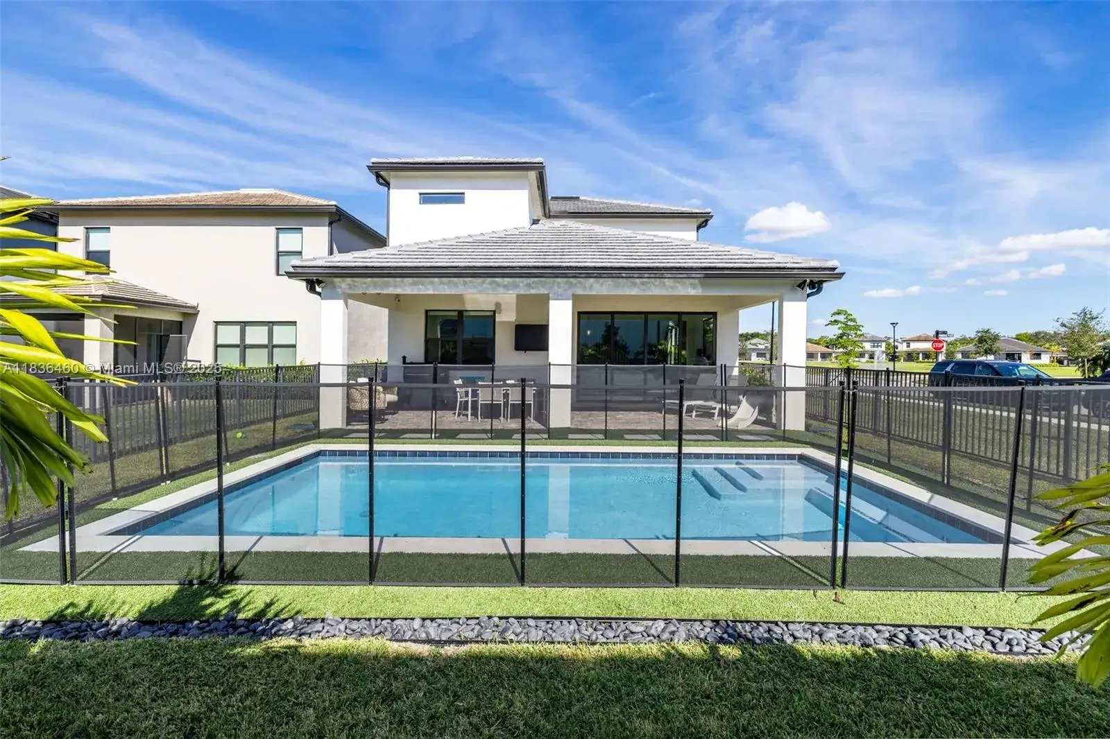 4 bedroom 3 bath Residential for sale at 2414 Primrose Pl, Oakland Park FL 33309