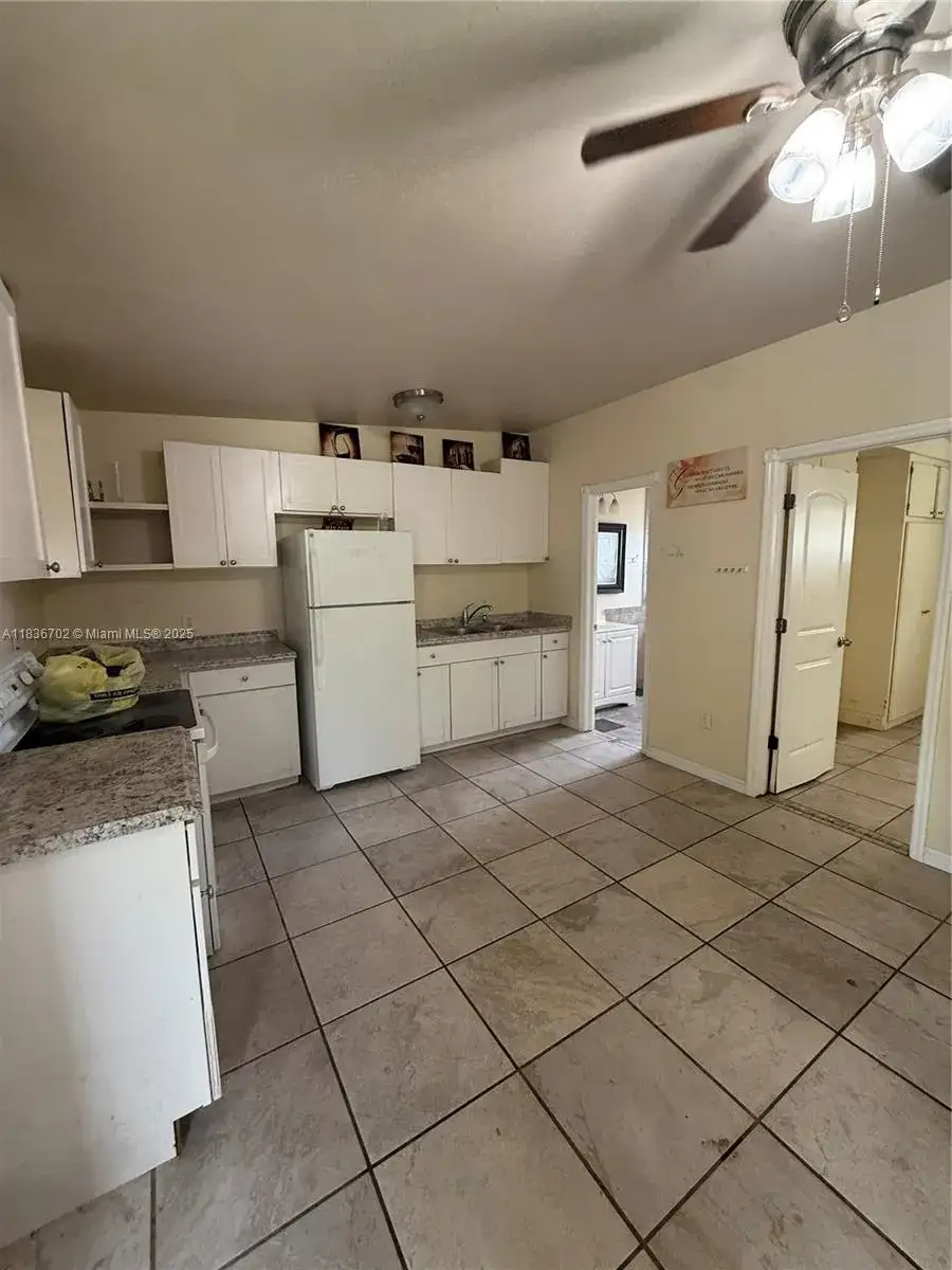 1 bedroom 1 bath Residential Lease for rent at 1108 8th way # 1108, Fort Myers FL 33903