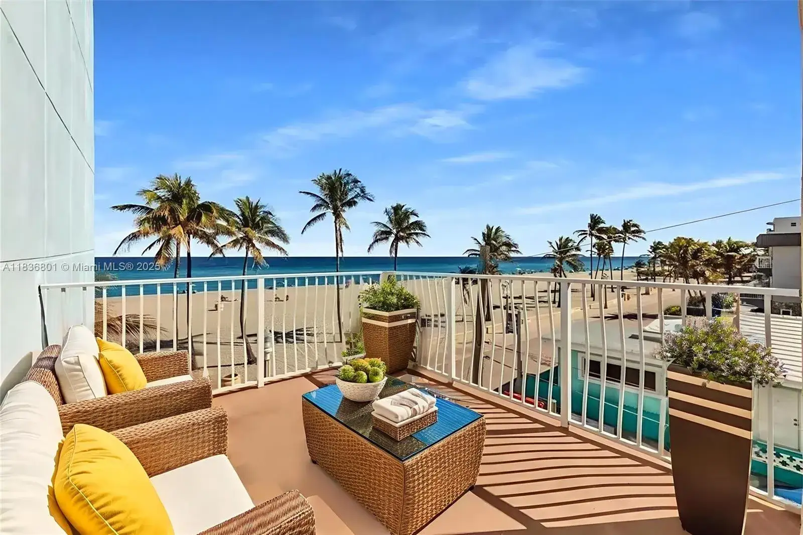 2 bedroom 2 bath Residential Lease for rent at 300 Oregon St # 201, Hollywood FL 33019