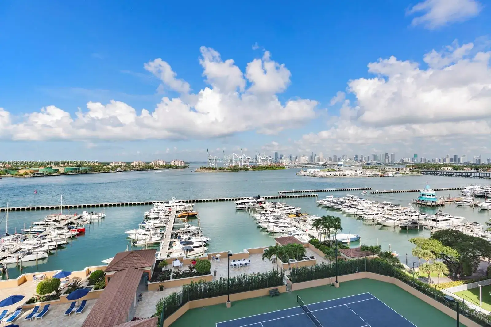 1 bedroom 1 bath Residential for sale at 90 Alton Rd # 1408, Miami Beach FL 33139
