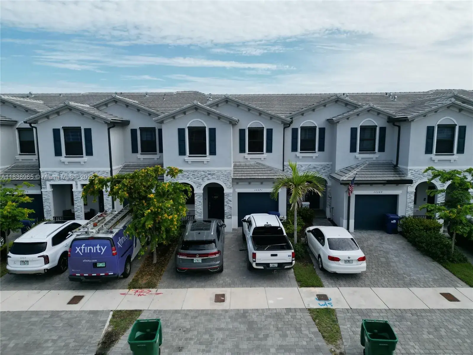 3 bedroom 2 bath Residential for sale at 13371 SW 287th St, Homestead FL 33033