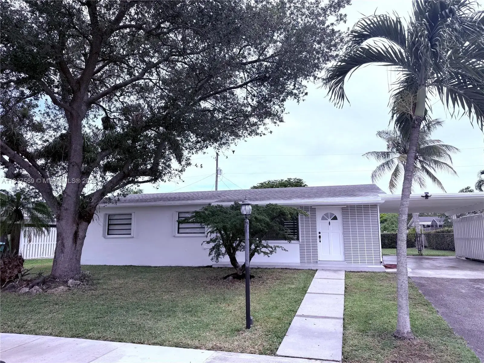 4 bedroom 2 bath Residential for sale at 10380 SW 200th St, Cutler Bay FL 33157