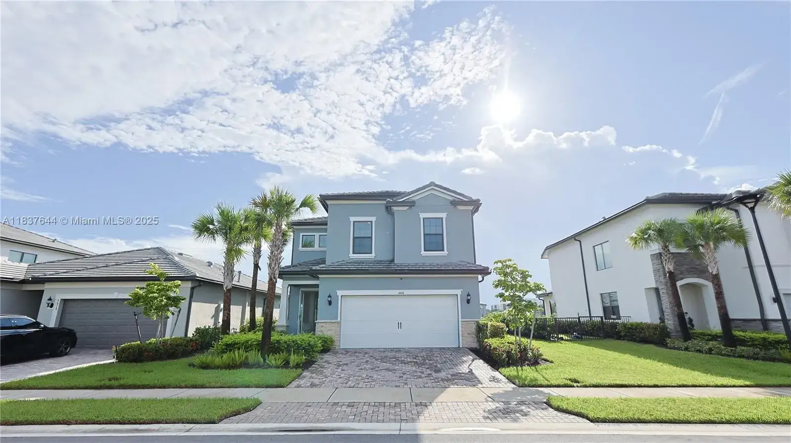 4 bedroom 3 bath Residential for sale at 4468 Spruce Ln, Oakland Park FL 33309