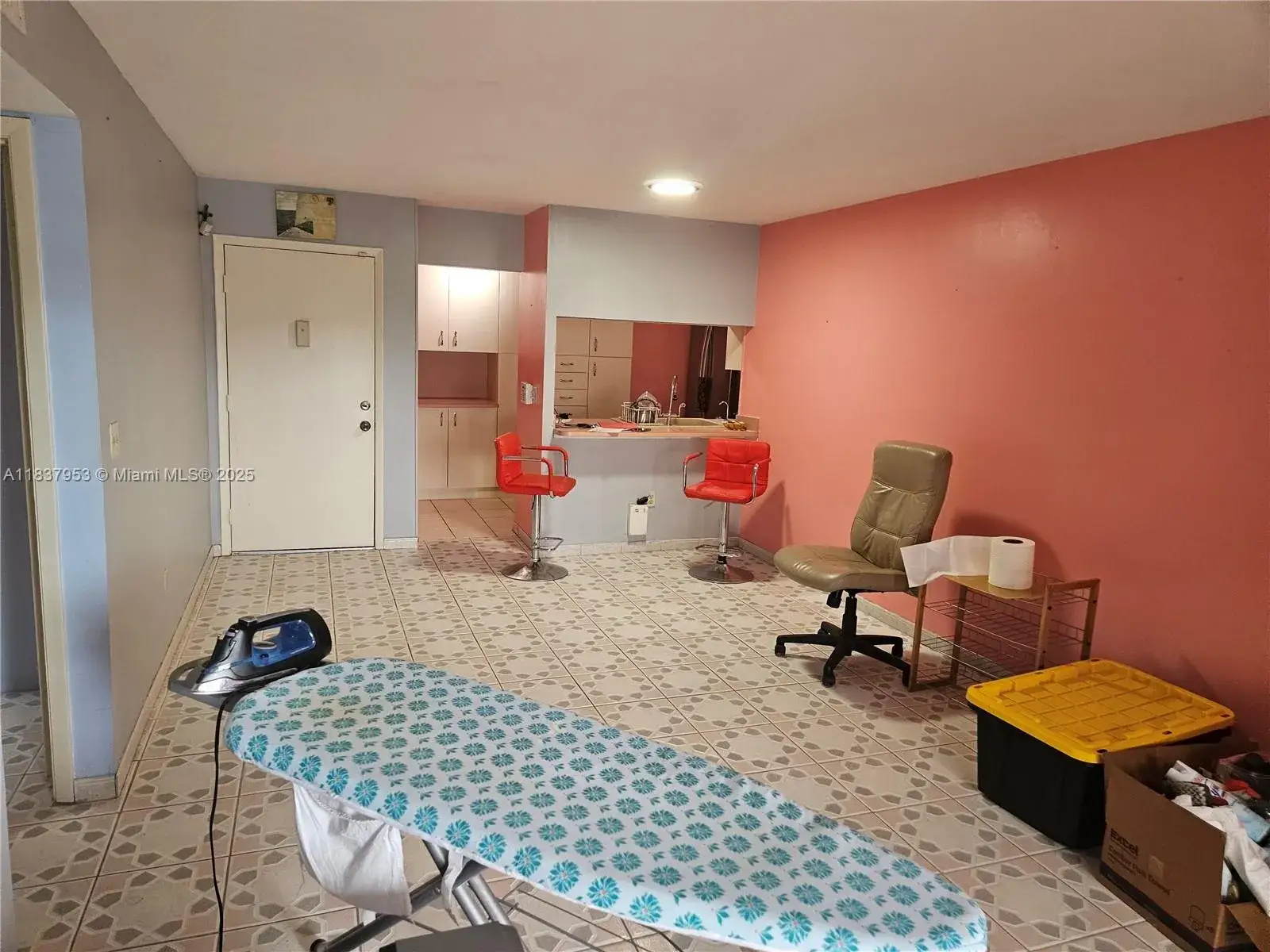 3 bedroom 2 bath Residential Lease for rent at 855 NE 209th St # 34, Miami FL 33179