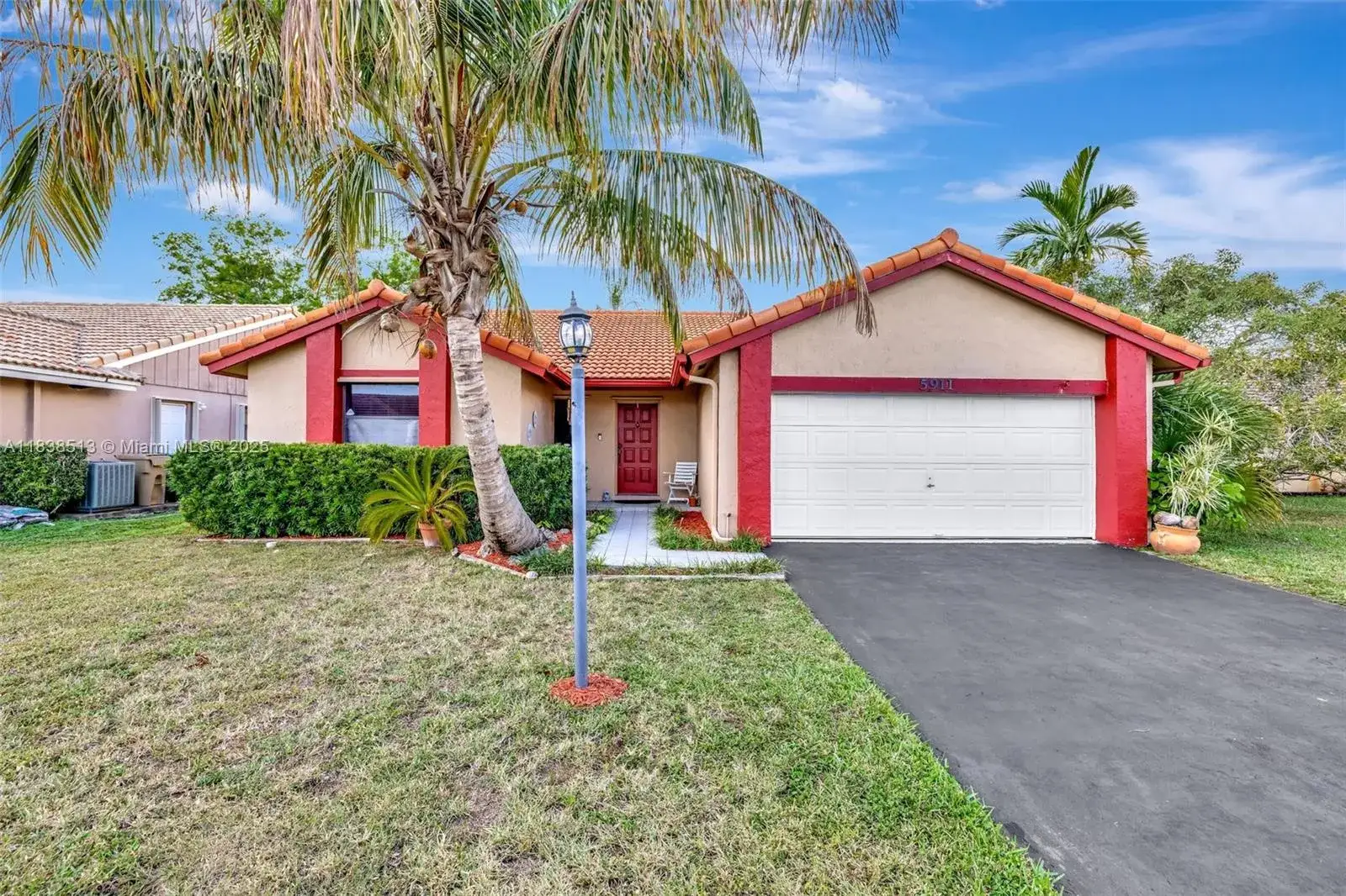 3 bedroom 2 bath Residential for sale at 5911 Epsom Ln, Davie FL 33331
