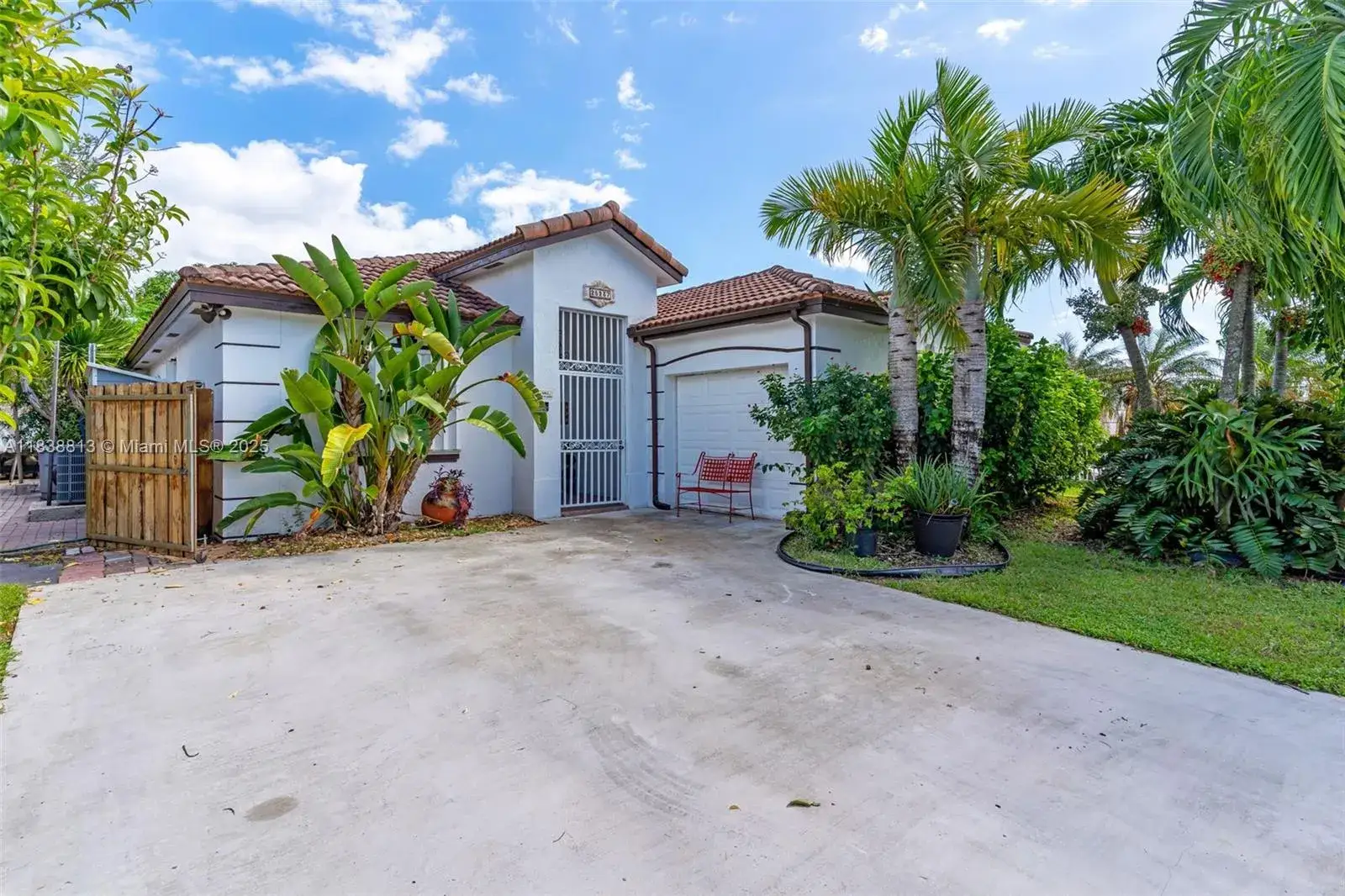 3 bedroom 2 bath Residential for sale at 25237 SW 133rd Pl, Homestead FL 33032