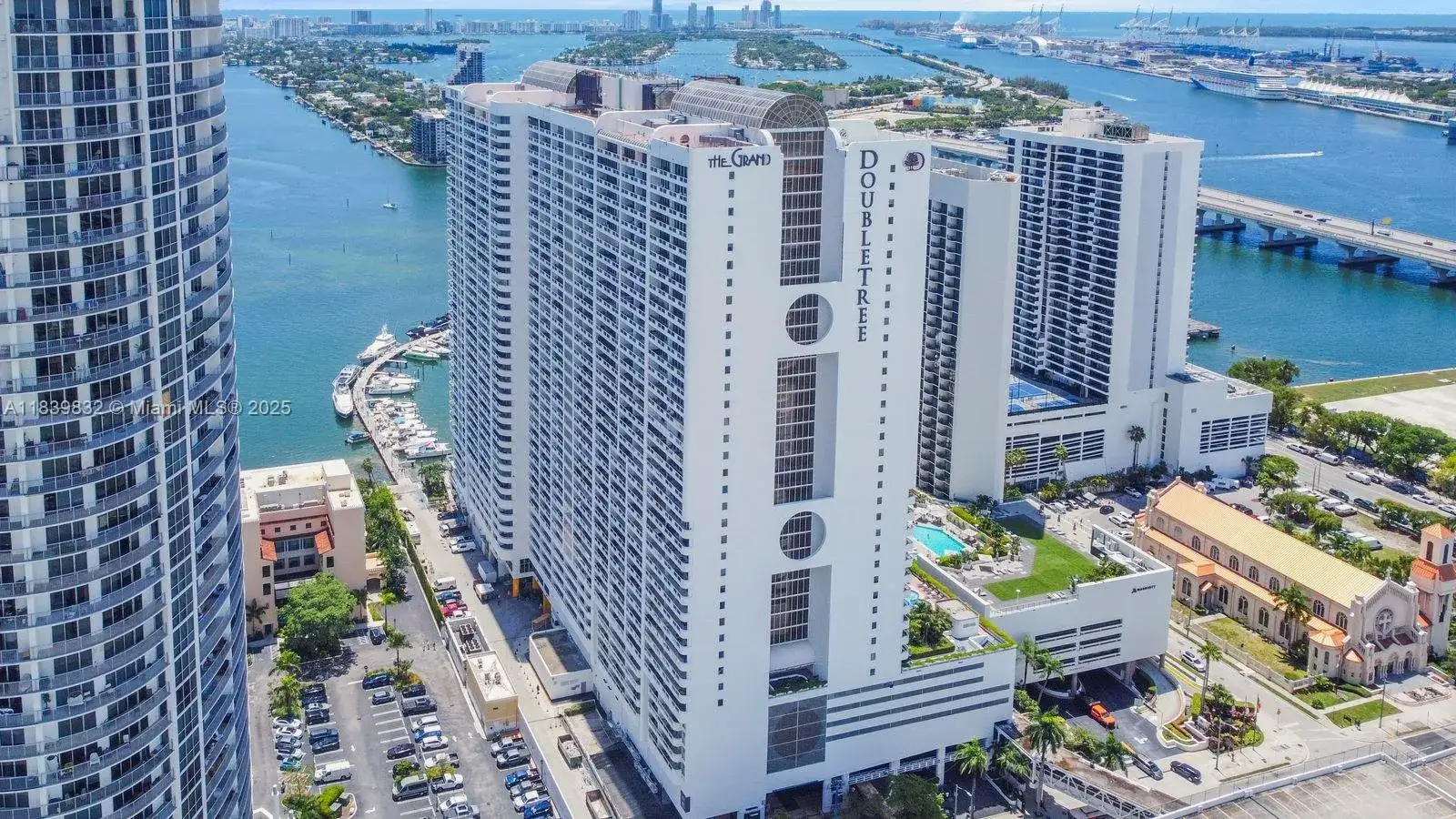 2 bedroom 2 bath Residential for sale at 1717 N Bayshore Dr # 2635, Miami FL 33132
