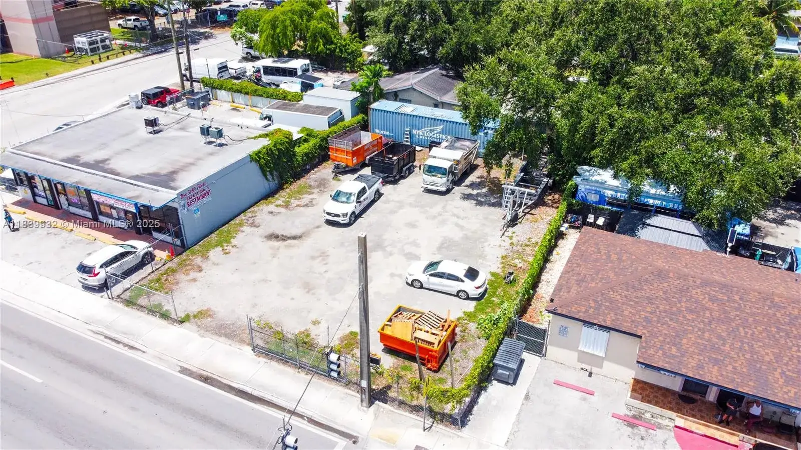 Commercial Sale for sale at 3450 NW 32nd Ave, Miami FL 33142
