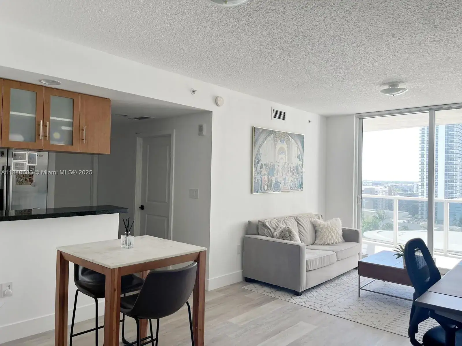 1 bedroom 1 bath Residential Lease for rent at 601 NE 23rd St # 1601, Miami FL 33137