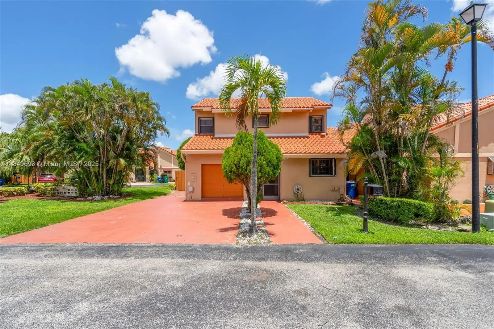 3 bedroom 2 bath Residential for sale at 19631 Cypress Ct, Hialeah FL 33015