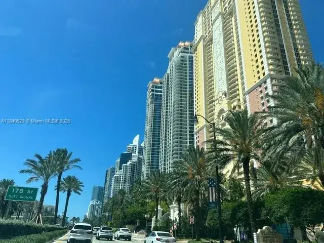 1 bedroom 1 bath Residential for sale at 16919 N Bay Rd # 204, Sunny Isles Beach FL 33160