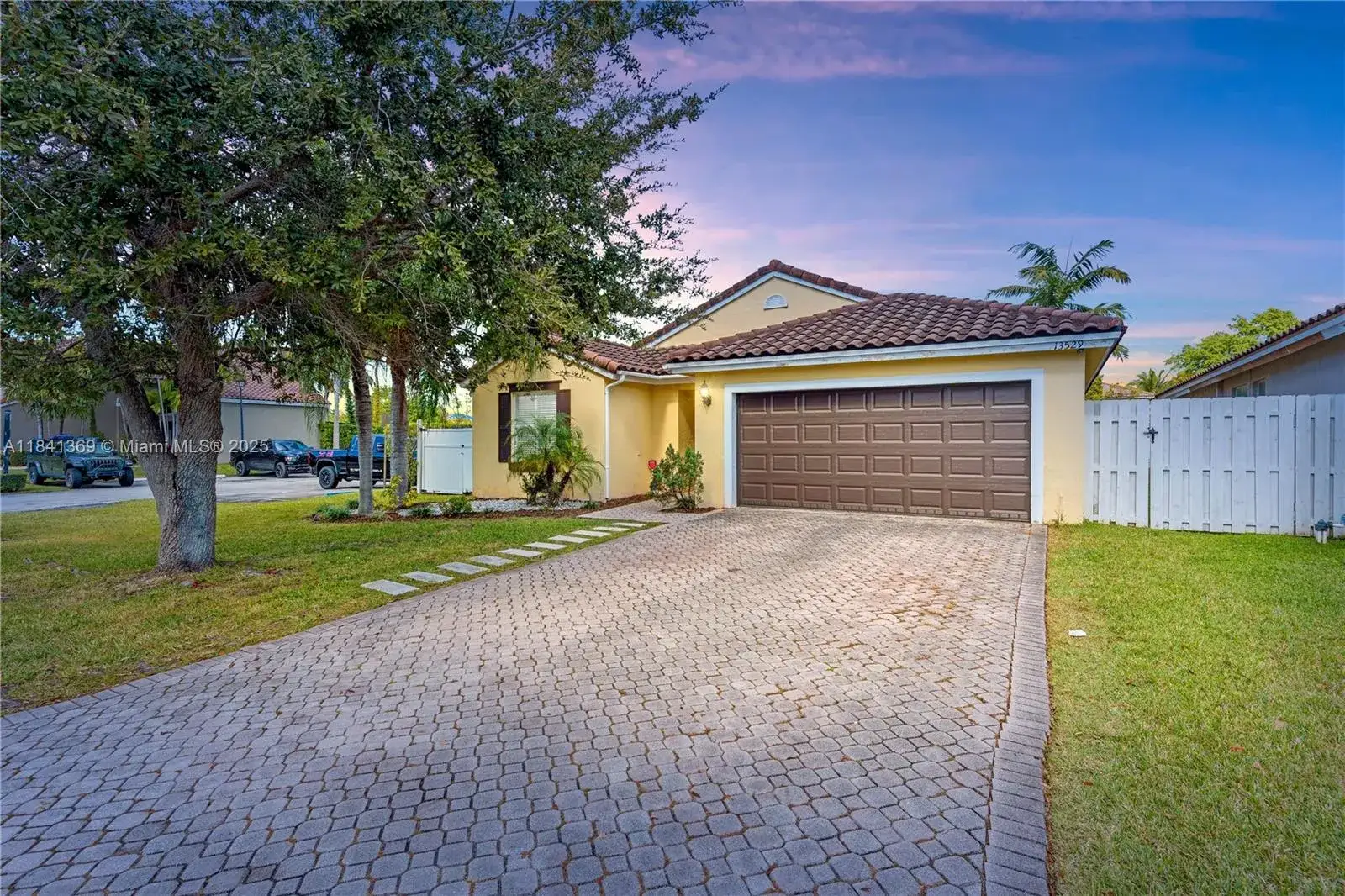 3 bedroom 2 bath Residential for sale at 13529 SW 144th Ter, Miami FL 33186