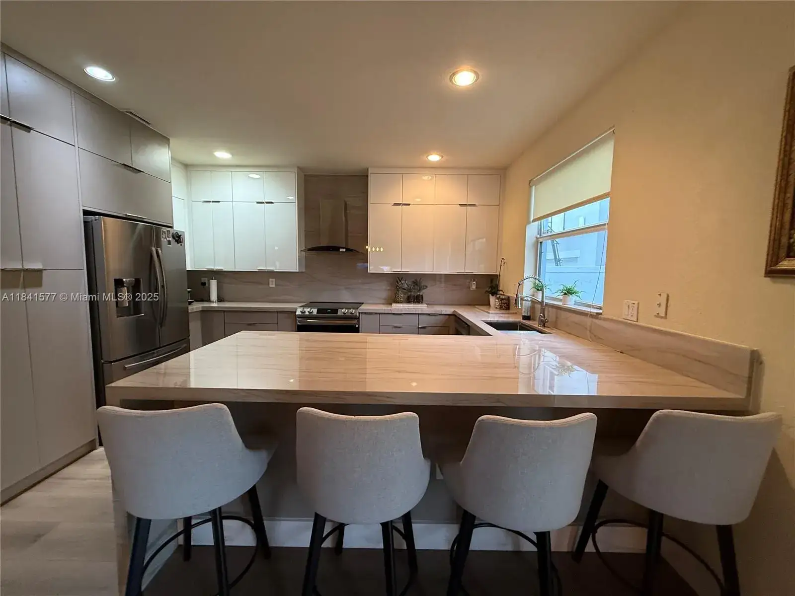 4 bedroom 3 bath Residential for sale at 17012 SW 91st Ter, Miami FL 33196