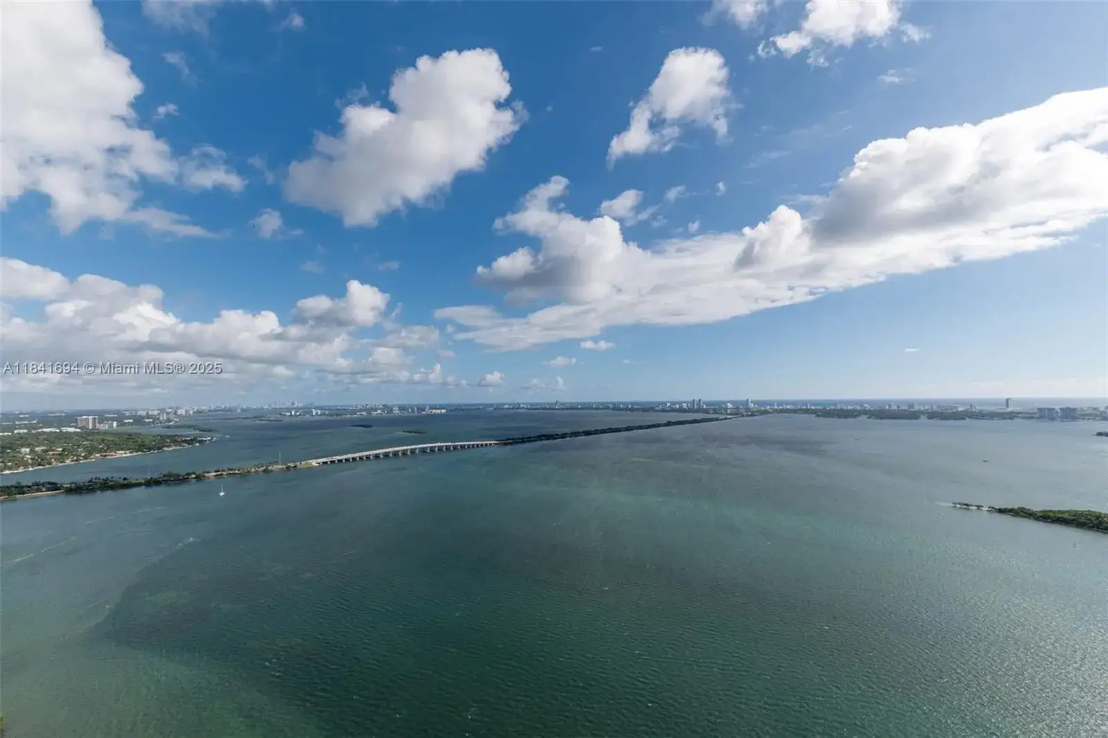 3 bedroom 3 bath Residential for sale at 700 NE 24 ST # 5005, Miami FL 33137