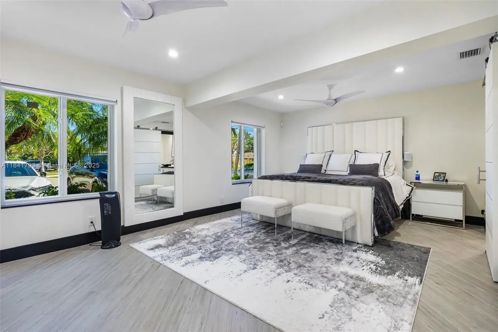 3 bedroom 2 bath Residential Lease for rent at 517 S Riverside Dr, Pompano Beach FL 33062