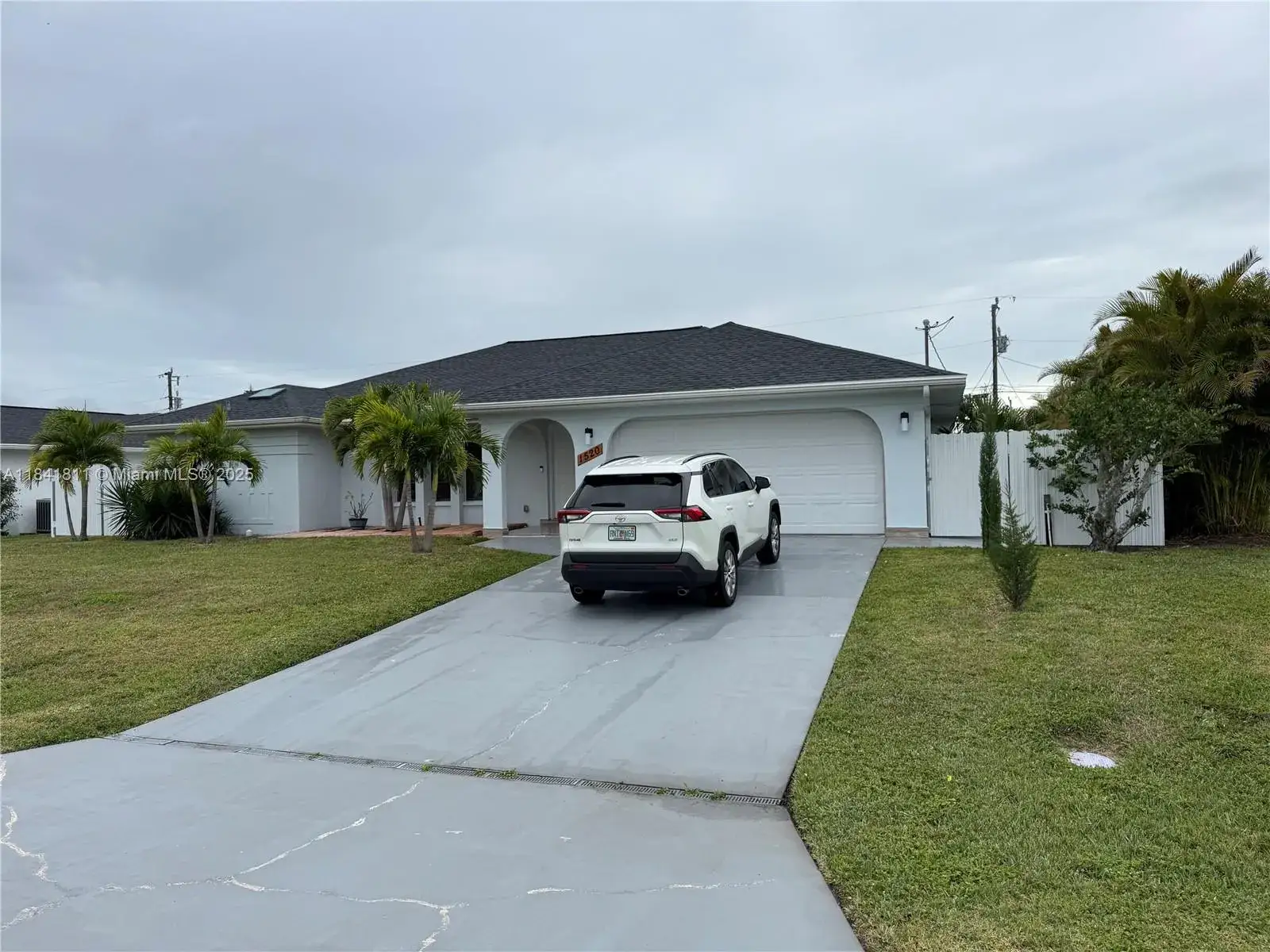 3 bedroom 2 bath Residential Lease for rent at 1520 SE 20th CT # 1520, Cape Coral FL 33990