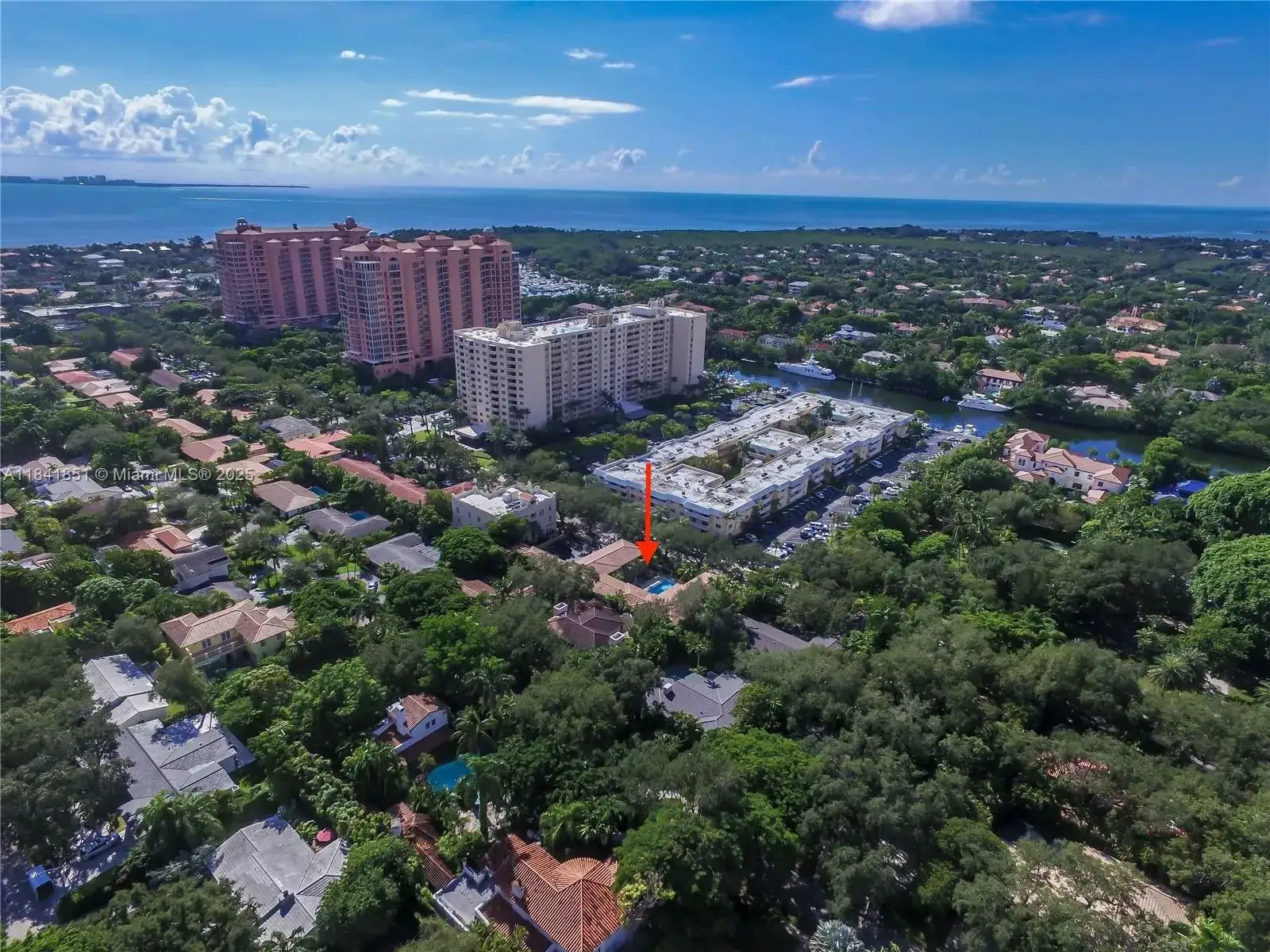 1 bedroom 1 bath Residential Lease for rent at 125 Edgewater Dr # 12A, Coral Gables FL 33133